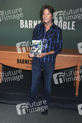 Autogrammstunde von John Fogerty in New York
