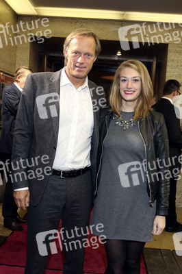 Premiere der Spielzeit 2015 im Hansa Theater Hamburg