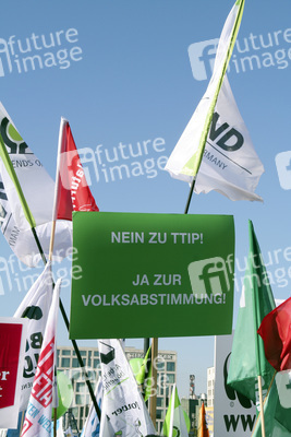 Demo Gegen TTIP und CETA in Berlin