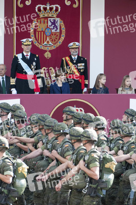Militärparade zum spanischen Nationalfeiertag in Madrid