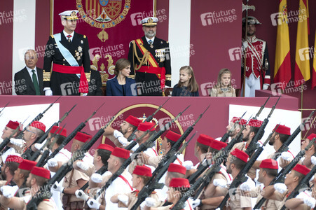 Militärparade zum spanischen Nationalfeiertag in Madrid