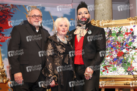 Kunstbuch Präsentation 'Glööckler Explosion' in Frankfurt
