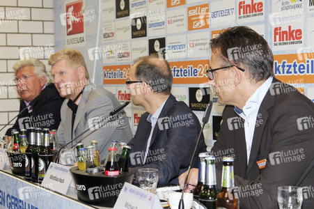 Pressekonferenz SC Paderborn mit Stefan Effenberg