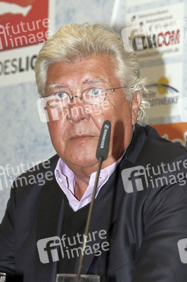 Pressekonferenz SC Paderborn mit Stefan Effenberg