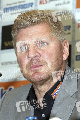 Pressekonferenz SC Paderborn mit Stefan Effenberg