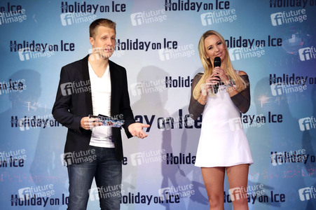 Fototermin zur Holiday on Ice-Show 'Passion' in Berlin