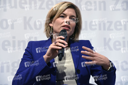 Julia Klöckner Buchpräsentation auf der Frankfurter Buchmesse
