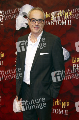 Musical-Premiere 'Die Liebe stirbt nie - Phantom der Oper II' in Hamburg