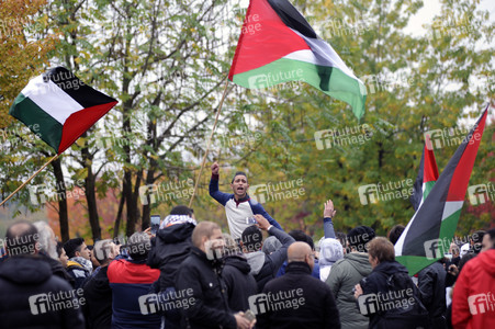 Palästinenser demonstrieren in Berlin