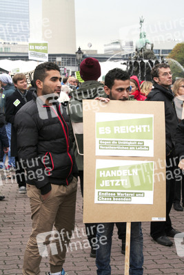 'Moabit hilft' Protest in Berlin
