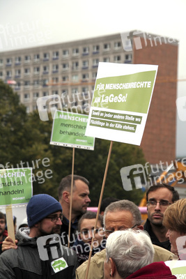 'Moabit hilft' Protest in Berlin