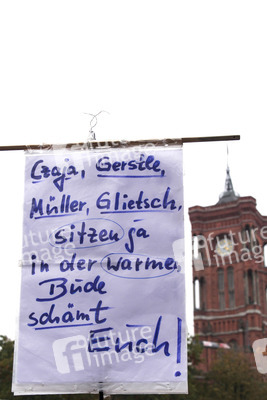 'Moabit hilft' Protest in Berlin
