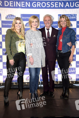 Pressekonferenz 'Carmen Nebel - Tournee 2016' in Berlin