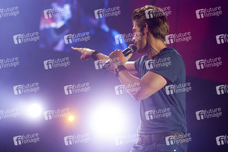 Cadena 100 por Ellas Benefizkonzert in Madrid