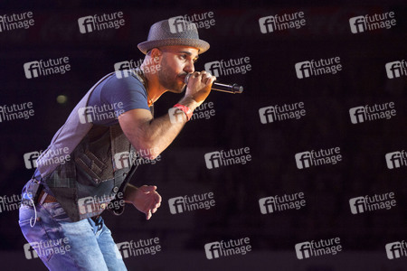 Cadena 100 por Ellas Benefizkonzert in Madrid