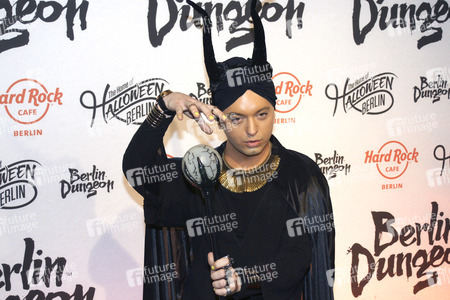 Halloween Party by Natascha Ochsenknecht im Berlin Dungeon