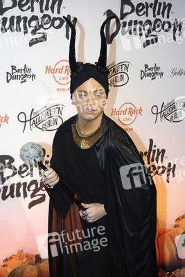 Halloween Party by Natascha Ochsenknecht im Berlin Dungeon