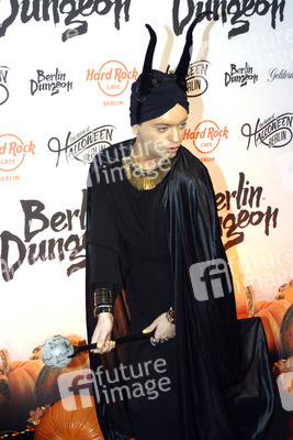 Halloween Party by Natascha Ochsenknecht im Berlin Dungeon