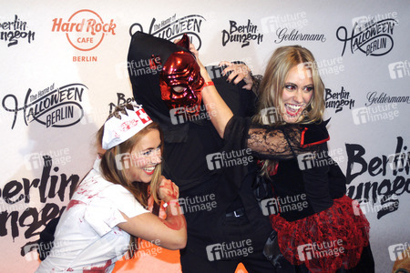 Halloween Party by Natascha Ochsenknecht im Berlin Dungeon