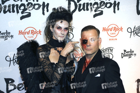 Halloween Party by Natascha Ochsenknecht im Berlin Dungeon