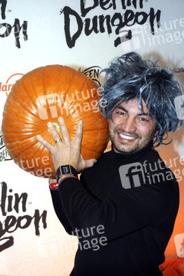Halloween Party by Natascha Ochsenknecht im Berlin Dungeon