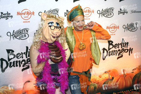 Halloween Party by Natascha Ochsenknecht im Berlin Dungeon