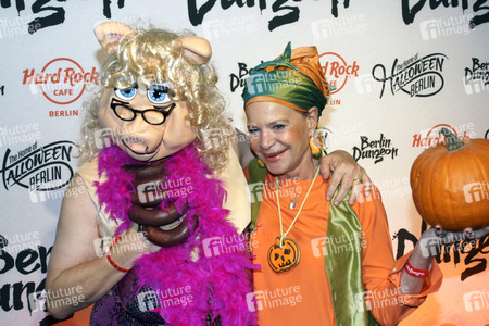 Halloween Party by Natascha Ochsenknecht im Berlin Dungeon