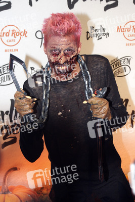 Halloween Party by Natascha Ochsenknecht im Berlin Dungeon