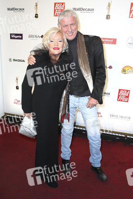 Goldene Bild der Frau 2015 in Hamburg