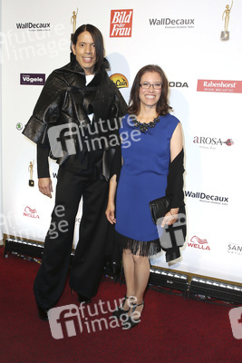 Goldene Bild der Frau 2015 in Hamburg