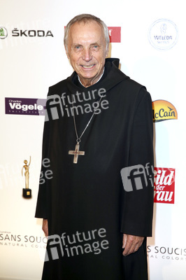 Goldene Bild der Frau 2015 in Hamburg