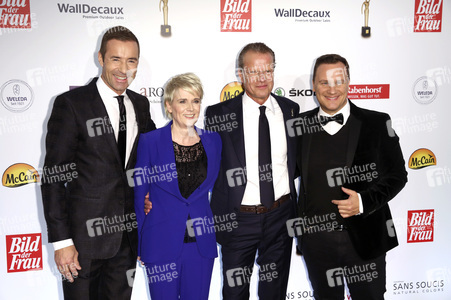 Goldene Bild der Frau 2015 in Hamburg