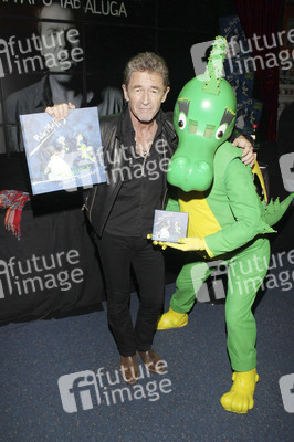 Peter Maffay Autogrammstunde in Hamburg