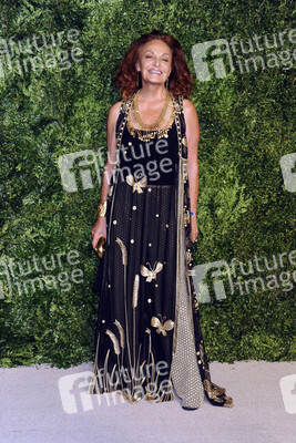 12. CFDA/Vogue Fashion Fund Awards in New York