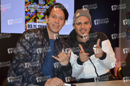 Autogrammstunde mit Culcha Candela in München