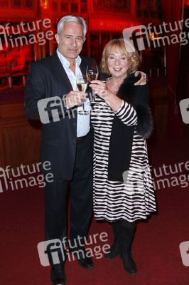 Premiere der Dinner-Show 'Cornelia Poletto Palazzo' in Hamburg