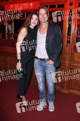 Premiere der Dinner-Show 'Cornelia Poletto Palazzo' in Hamburg