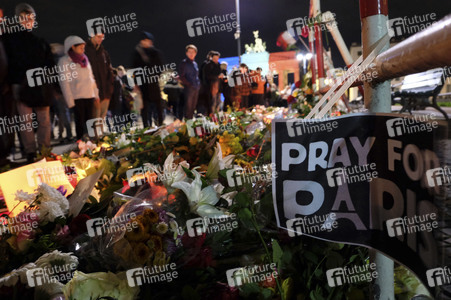 Berlin in Trauer um Opfer der Terroranschläge in Paris