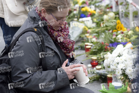 Berlin in Trauer um Opfer der Terroranschläge in Paris