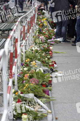 Berlin in Trauer um Opfer der Terroranschläge in Paris
