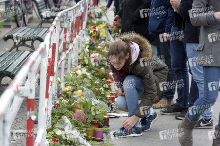 Berlin in Trauer um Opfer der Terroranschläge in Paris