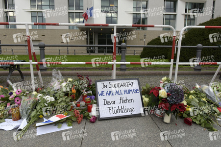 Berlin in Trauer um Opfer der Terroranschläge in Paris
