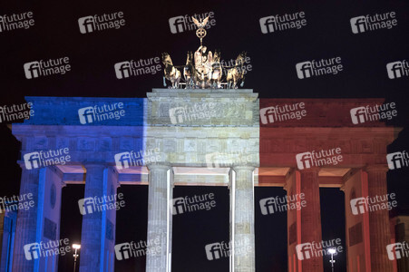 Berlin in Trauer um Opfer der Terroranschläge in Paris