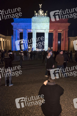 Berlin in Trauer um Opfer der Terroranschläge in Paris