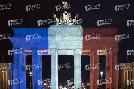 Berlin in Trauer um Opfer der Terroranschläge in Paris