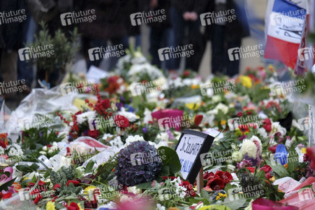 Berlin in Trauer um Opfer der Terroranschläge in Paris