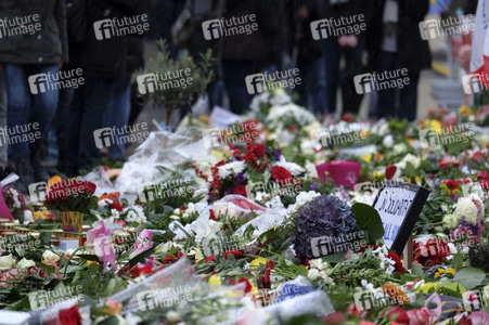 Berlin in Trauer um Opfer der Terroranschläge in Paris