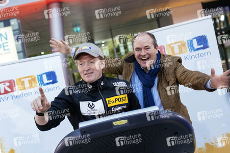 Fototermin zur '24 h Laufband-Challenge' in Köln