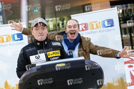 Fototermin zur '24 h Laufband-Challenge' in Köln