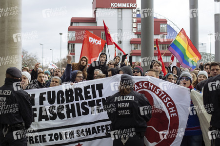 Pro NRW Gegendemo in Köln